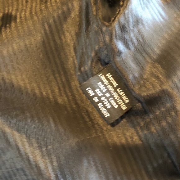 Men City Jones New York Black Leather Jacket - Picture 16 of 16